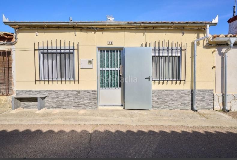 Foto c88410d6-07ad-4fe9-87a1-515036ebec8e. Casa a Pedraza de Alba