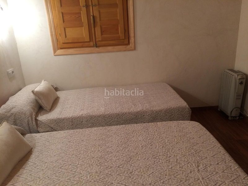 Foto b81f94cd-4a1e-4073-aa95-580c83372495. Xalet amb aparcament a Huércal - Overa