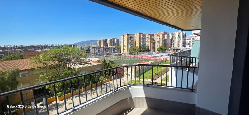 Foto a930d642-fa43-4407-8989-2cb42ff814b9. Pis amb aparcament piscina a Puerta Blanca Málaga