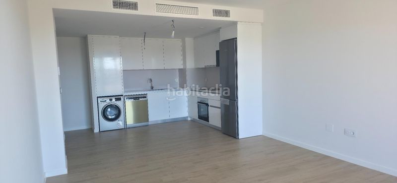 Foto f8301509-ebea-4250-ae05-8554252b4a03. Pis amb aparcament piscina a Puerta Blanca Málaga