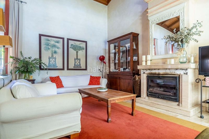 Foto 68df2567-c2d3-4c8e-a562-023888c5da8f. Casa  con exclusividad blindada en jerez tu refugio privado con alma de oasis tropical. en Jerez de la Frontera