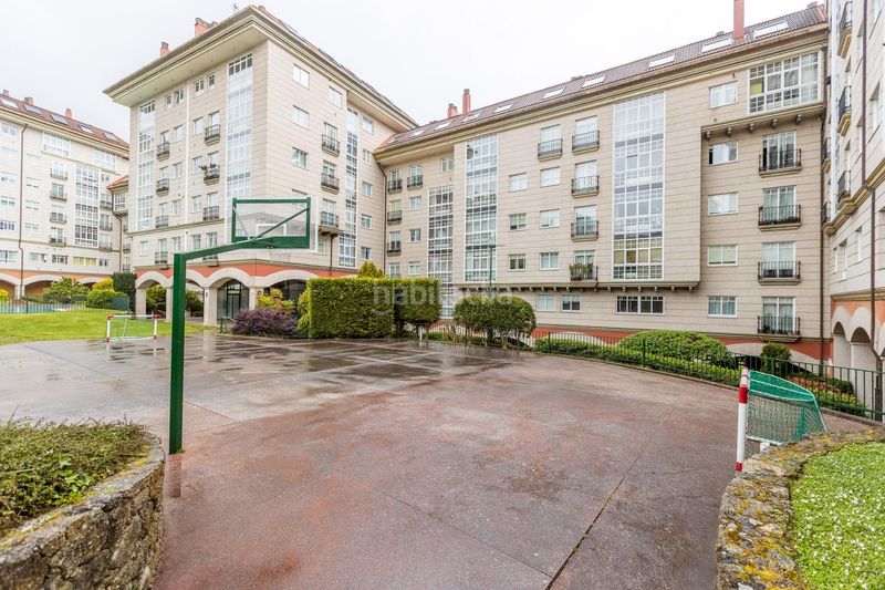 Foto 6b840d4a-b26a-4464-a290-ed9c78425643. Dúplex amb aparcament piscina a Eirís Coruña (A)