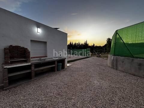Foto 2825f545-4947-4252-9592-3fb3e0e9f73f. Xalet amb aparcament piscina a Barbate Barbate