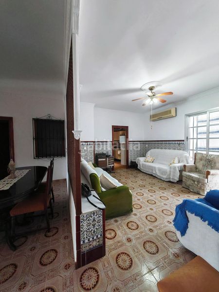 Foto db7d09b2-ce17-4543-a634-ad4dd747a620. Casa amb aparcament a Brenes