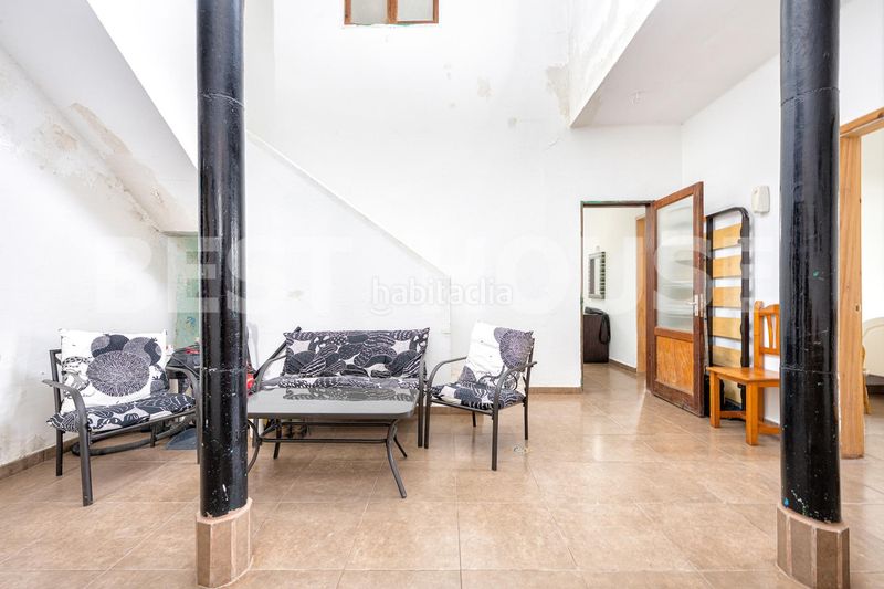 Foto f7aa2bb5-ee9c-464e-bb2b-45dacefeebb8. Casa amb aparcament a El Álamo - Arbejales Teror