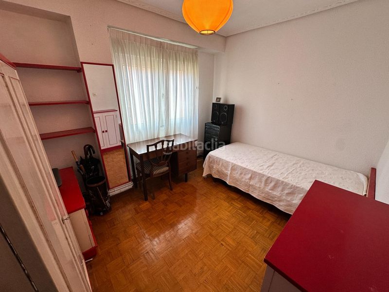 Foto c75f5836-b259-47f7-bb27-d46ca59f3303. Pis a Puerto Chico Santander