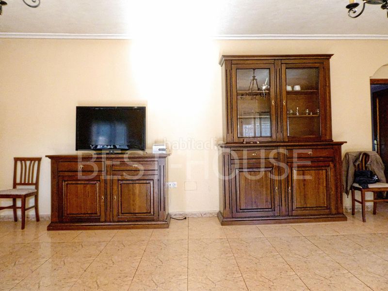 Foto 84f696b5-e8d9-4379-9c43-ceb57485e726. Casa amb aparcament piscina a Mula