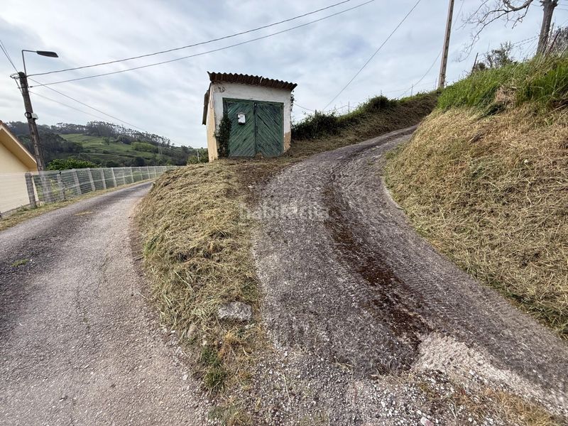Foto 97882ba5-5eb5-404b-8a66-8314c1ab0384. Casa amb aparcament a Llanera