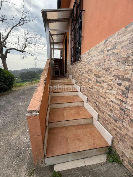 Foto c8d7cfff-8fb4-4d5f-afc4-615bba2c882f. Casa amb aparcament a Llanera