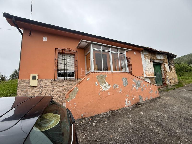 Foto dc842c6f-b0e5-4f71-9204-0635c68e1cc8. Casa amb aparcament a Llanera