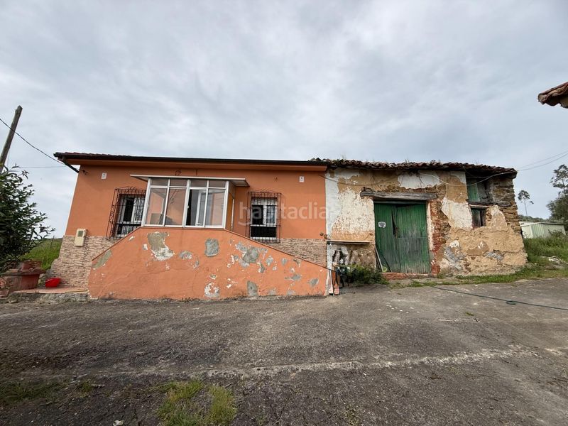 Foto ff123ded-4296-4702-b54e-8bf127de5941. Casa amb aparcament a Llanera