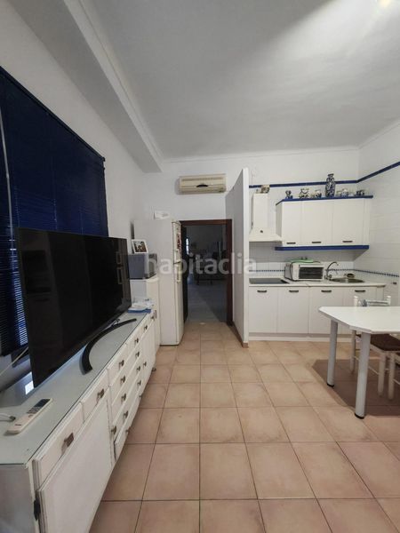 Foto 082747ae-4898-4f28-88eb-64315d952c81. Casa amb aparcament a Écija