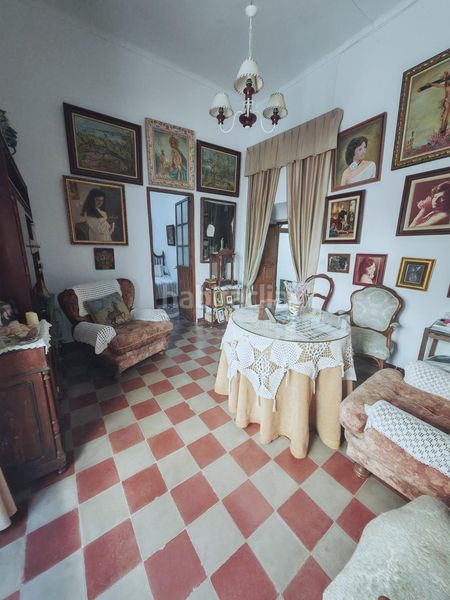 Foto eb474dbd-3f9b-4dc2-92ee-56564e970d89. Casa amb aparcament a Écija