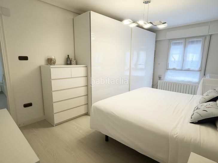 Foto 1d097a10-8325-4a27-8016-8e1a00bc0924. Pis a Bermeo