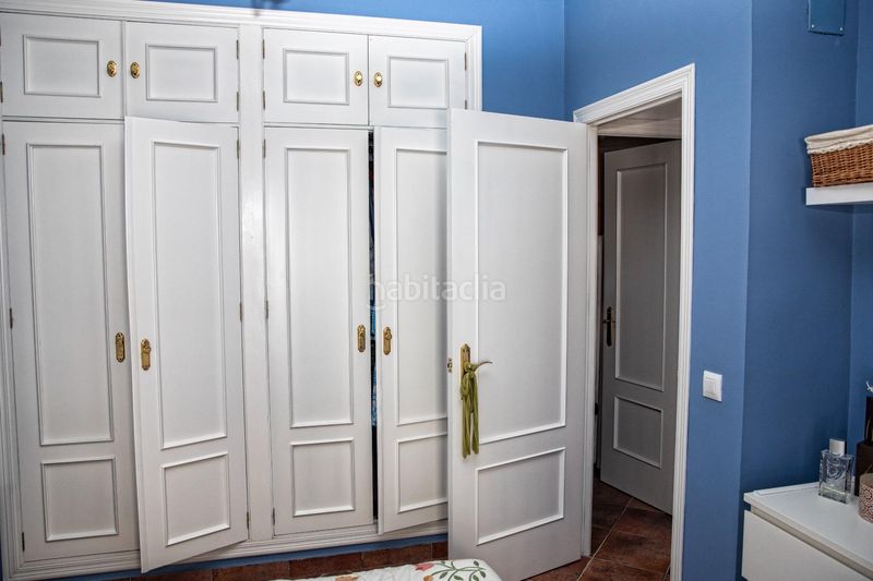 Foto e6e2947c-865a-4750-8270-19b58288bfe4. Casa adossada a Almonte Almonte