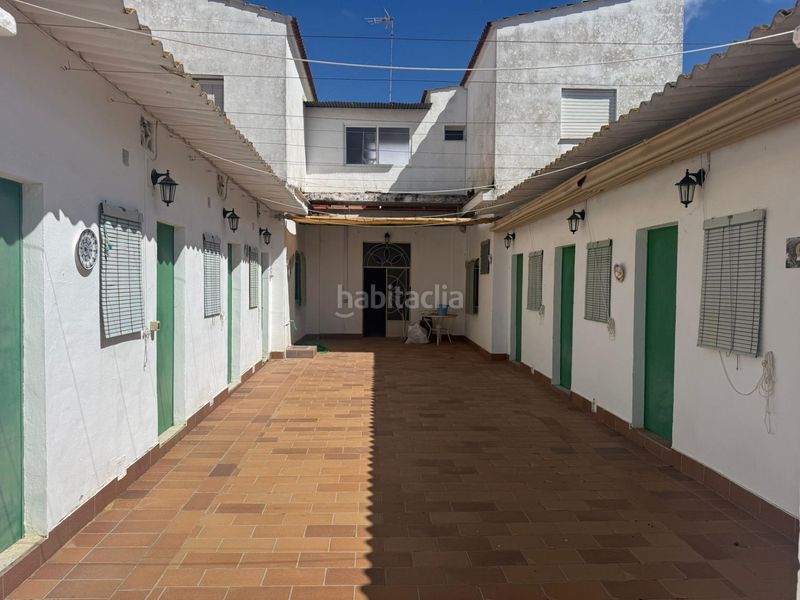 Foto 4fb55c7c-1f89-4fa8-9413-8c1b4913cf45. Casa amb aparcament a El Rocío Almonte