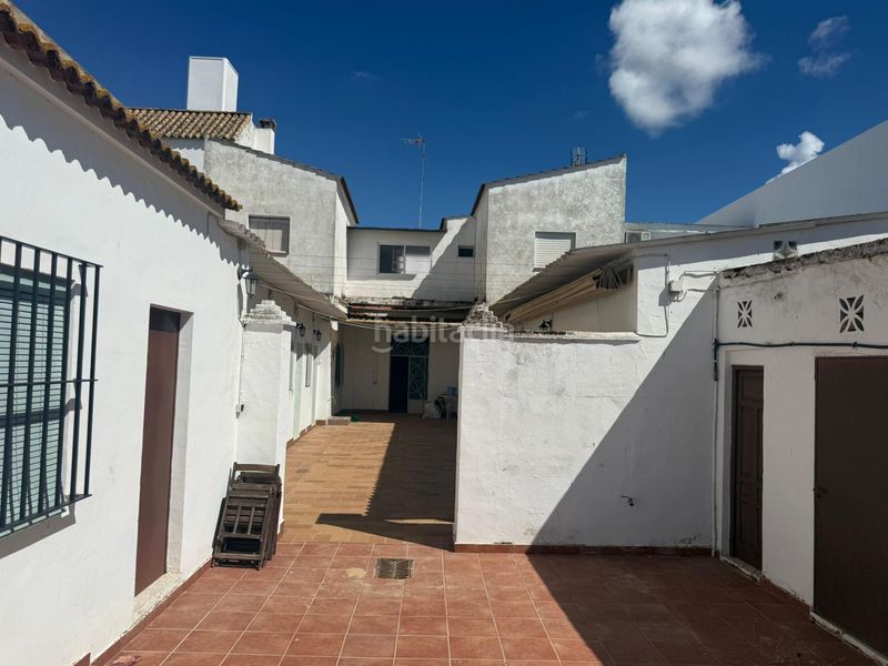 Foto 67992cef-975a-407e-92a3-96aaa7faebd2. Casa amb aparcament a El Rocío Almonte