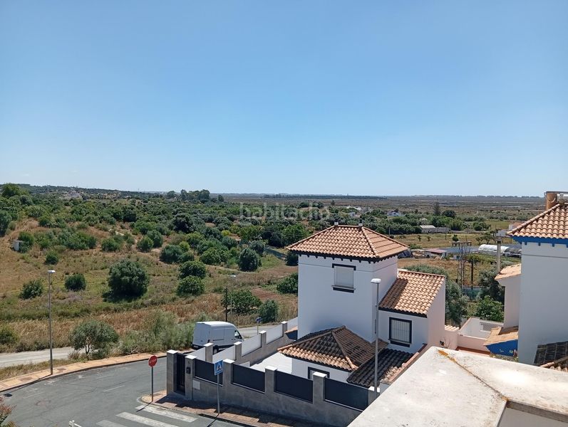 Foto bde77742-bae8-44d5-ad99-89d05edff641. Xalet amb aparcament a Ayamonte ciudad Ayamonte