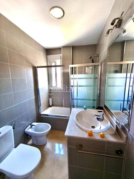 Foto 4eb4b2c2-f5eb-4ae7-9279-64dc2a631c9d. Casa amb aparcament a Arcos de la Frontera