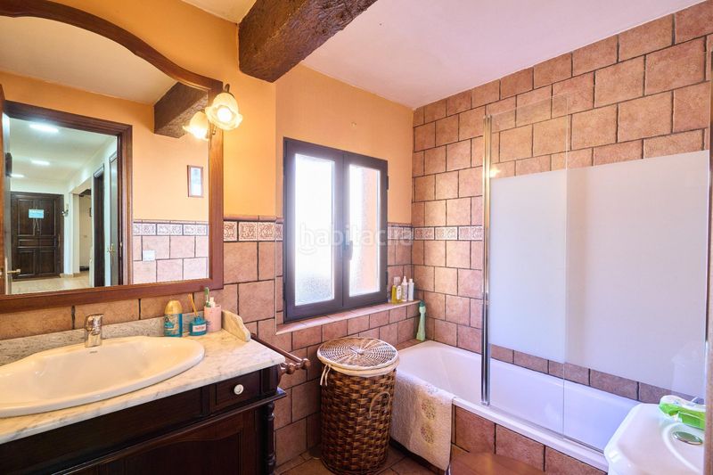 Foto a0923a18-ec1d-44ae-9e1c-1f0e2c047631. Casa amb aparcament piscina a Hoya (La)
