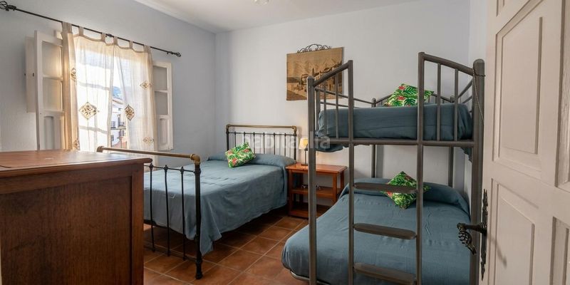 Foto f07a76de-f71c-4c46-bfb9-ef7d4bbee940. Casa amb piscina a Coronil (El)