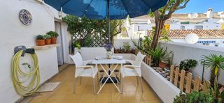 Casa en Mijas Golf. Encantador chalet de dos plantas, ubicado en la prestigiosa y co