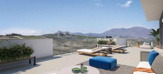Àtic a La Duquesa. Exclusive 3bedroom penthouse with spacious terraces in manilva