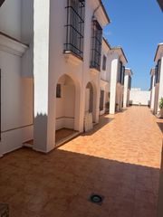 Semi detached house in Almonte. Casa adosada en residencial tranquilo  almonte, huelva