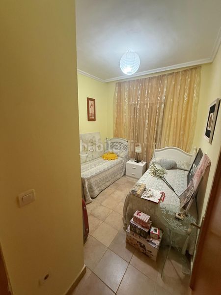Foto 466c35bc-5bd4-490c-903a-e47f2924163d. Casa adossada a Almonte Almonte