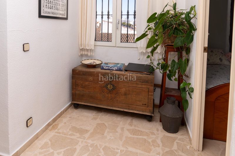 Foto 47dfd2e4-2953-48dd-b8a8-d270390bc895. Casa aparellada amb aparcament a Almonte Almonte