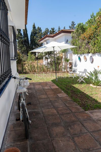 Foto ba6b1c6b-43a7-4489-ba08-45234b164e3c. Casa aparellada amb aparcament a Almonte Almonte