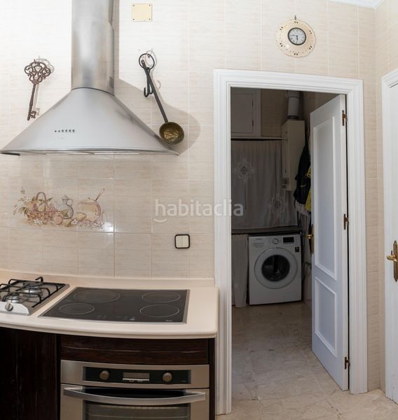 Foto cf220a69-2565-4efd-bfda-e01a135dad0b. Casa aparellada amb aparcament a Almonte Almonte