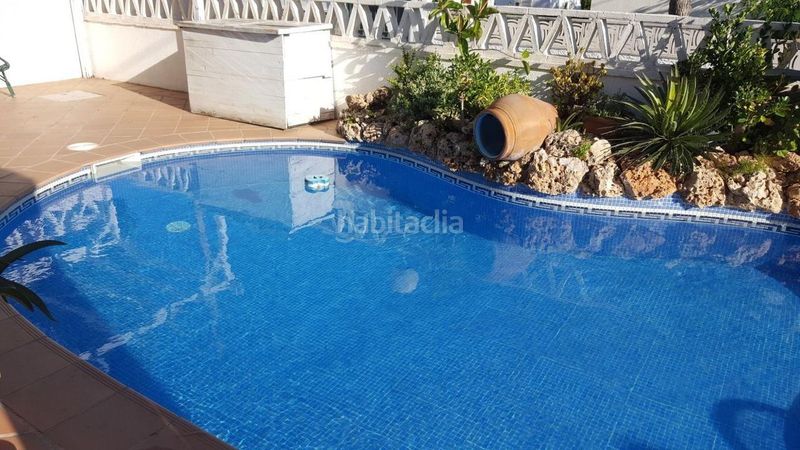 Foto 2456ab53-0e35-4ff4-bb12-d56c87a66a4b. Casa amb piscina a Bellamar Calafell