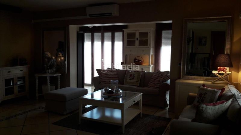 Foto 5c91833e-2d85-46c3-91d9-2a5412551bde. Casa amb piscina a Bellamar Calafell
