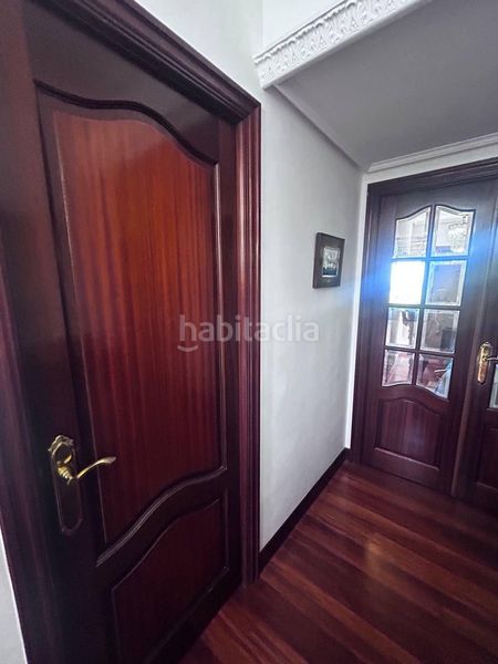 Foto 16d95195-aa03-42c4-b279-b673648cd2a2. Casa amb aparcament a Gorliz