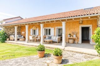 Chalet in Ensanche - Sar. Espectacular finca con dos viviendas en santiago de compostela,