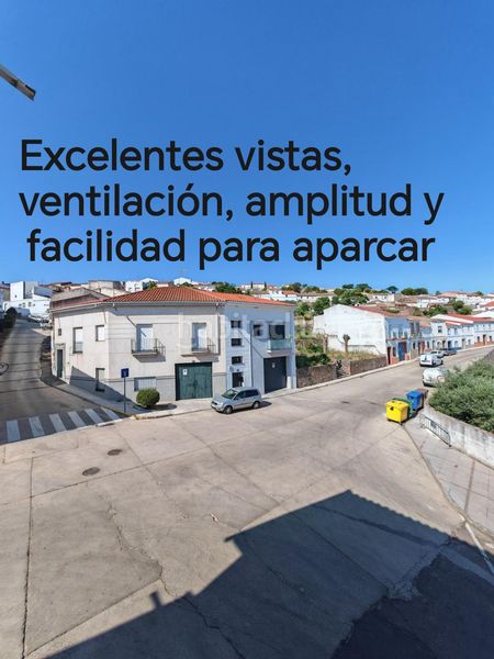 Foto 1cce5f42-ef0e-4567-af35-32736cc2c722. Edifici a Castuera