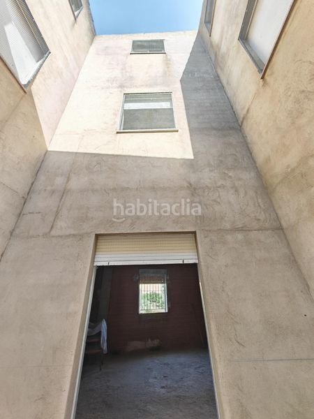 Foto bad21938-b940-4b0d-ac63-680d0e12b4d7. Edifici a Castuera
