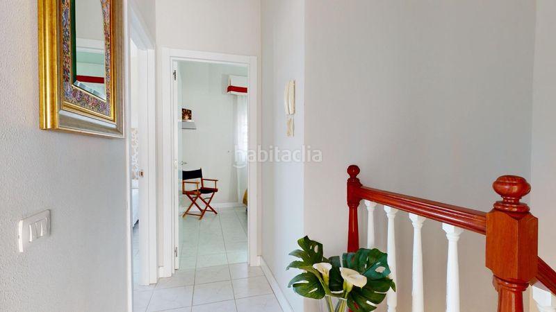 Foto 1c9e189a-8dcb-45df-a199-04cb11dabe56. Casa exclusiva vivienda unifamiliar en esquina, situada en la codiciada zona de hoya pozuelo la garita. en Telde