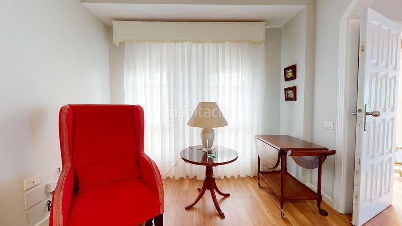 Foto 2d797dfd-e82e-4483-a745-ac2c84036772. Casa exclusiva vivienda unifamiliar en esquina, situada en la codiciada zona de hoya pozuelo la garita. en Telde