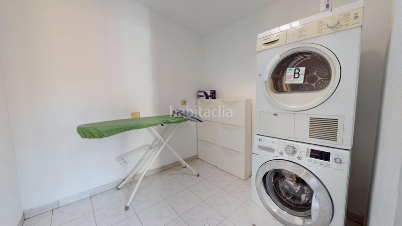 Foto 31d252ef-ce2f-4593-af4c-bdcdf03616ba. Casa exclusiva vivienda unifamiliar en esquina, situada en la codiciada zona de hoya pozuelo la garita. en Telde