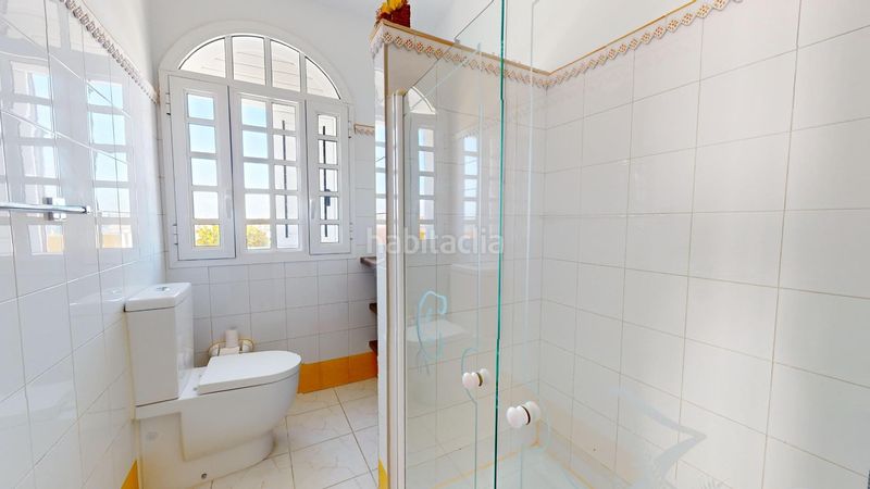 Foto 69dc0231-5564-4aaf-b7db-19b8e8ae7808. Casa exclusiva vivienda unifamiliar en esquina, situada en la codiciada zona de hoya pozuelo la garita. en Telde
