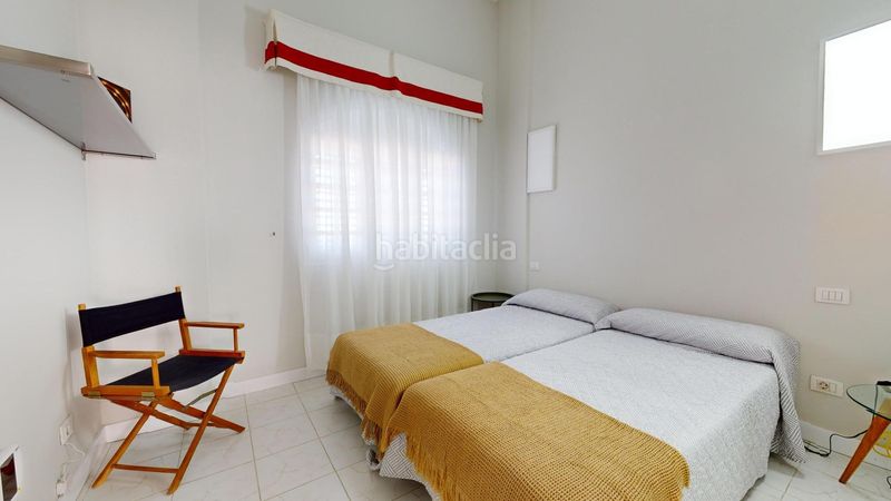 Foto be0825ad-8262-422a-8171-d6ebdc84434c. Casa exclusiva vivienda unifamiliar en esquina, situada en la codiciada zona de hoya pozuelo la garita. en Telde