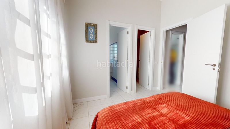 Foto e0d71072-0029-47b5-b1be-448054709317. Casa exclusiva vivienda unifamiliar en esquina, situada en la codiciada zona de hoya pozuelo la garita. en Telde