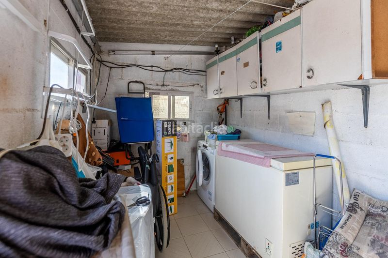 Foto 5ac247c1-4e23-4c23-b3f3-37293ab41809. Casa amb aparcament a Pontedeume