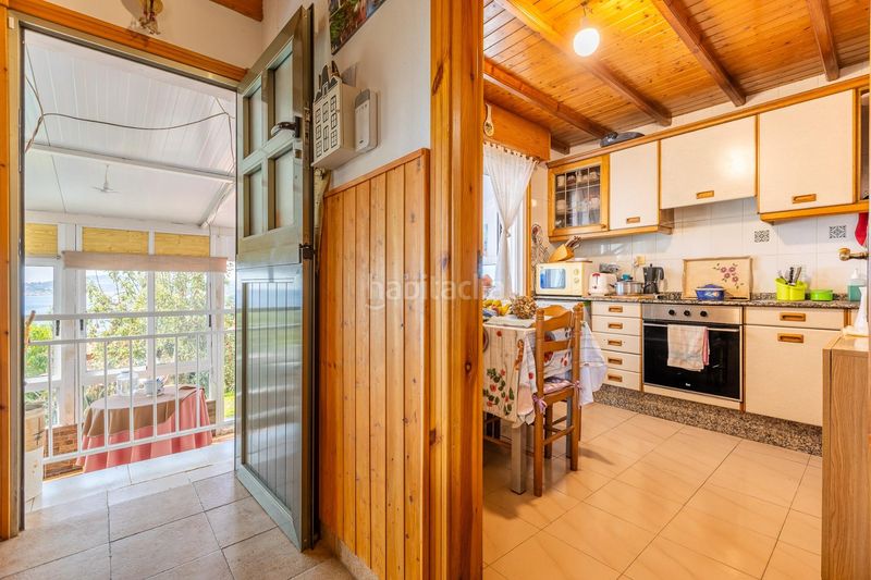 Foto 8ed697ae-0de3-4744-b74a-116d0527d2f1. Casa amb aparcament a Pontedeume