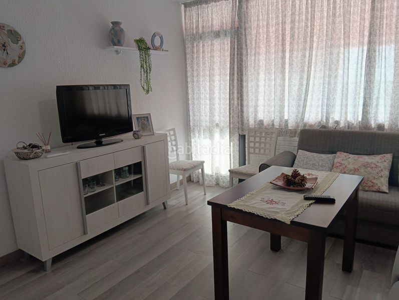Foto 52b756ee-14e8-44be-82fb-8df3cd993079. Estudi amb aparcament piscina a Golf - Torre Almenara Almonte