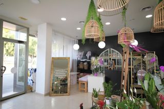 Local Comercial a Torre-Pacheco. Local comercial completamente equipado y listo para empezar a fu
