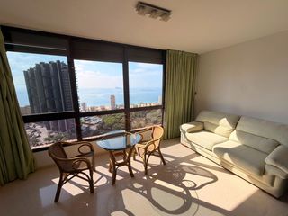 Pis a Playa Poniente. Piso con  vistas panorámicas a toda la bahía de benidorm  urbani