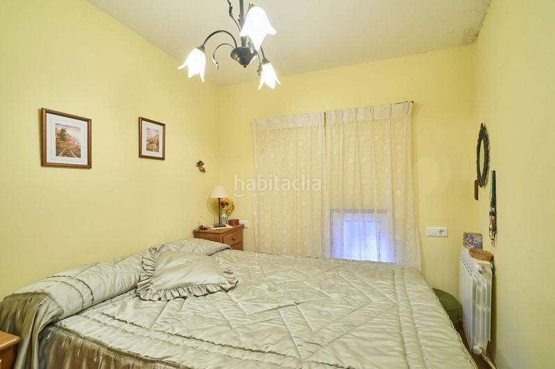 Foto fe824869-7d17-48c6-a1ca-b3aba4835922. Xalet amb piscina a Navacarros
